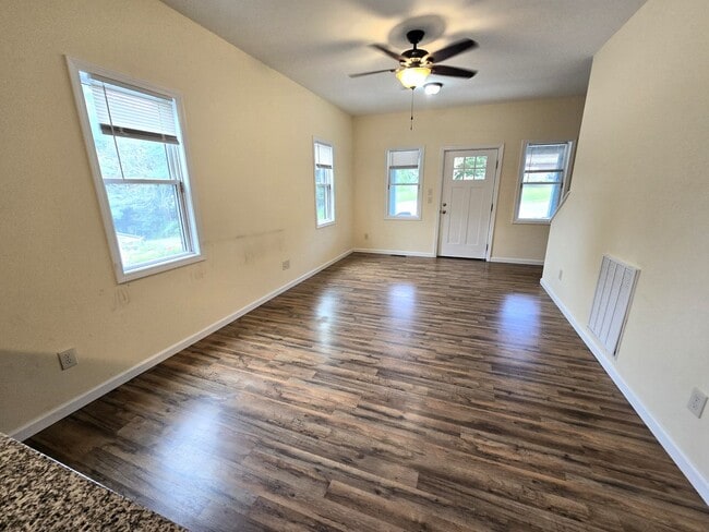 Photo - 1232 Highland Hall Rd Apartment