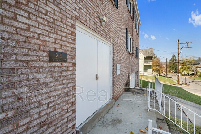 Foto del edificio - 29 Coulter St