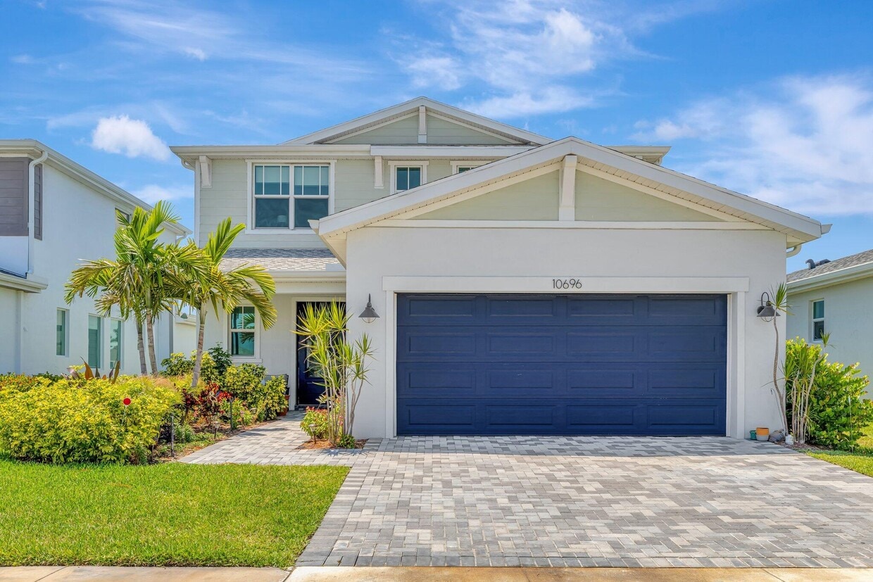 Primary Photo - 10696 SW Estella Ln