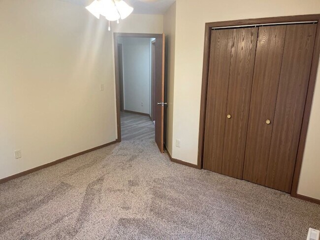 Foto del edificio - 108 W Olive St