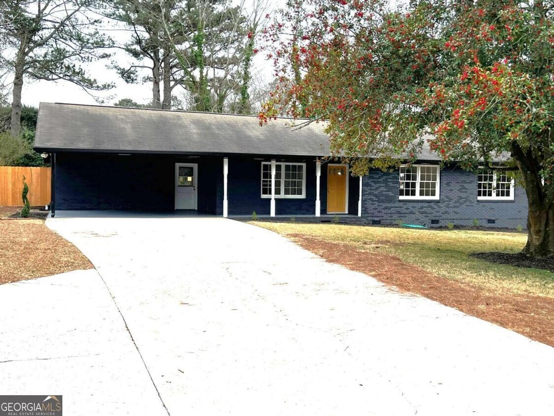 Foto principal - 1605 Brockett Rd