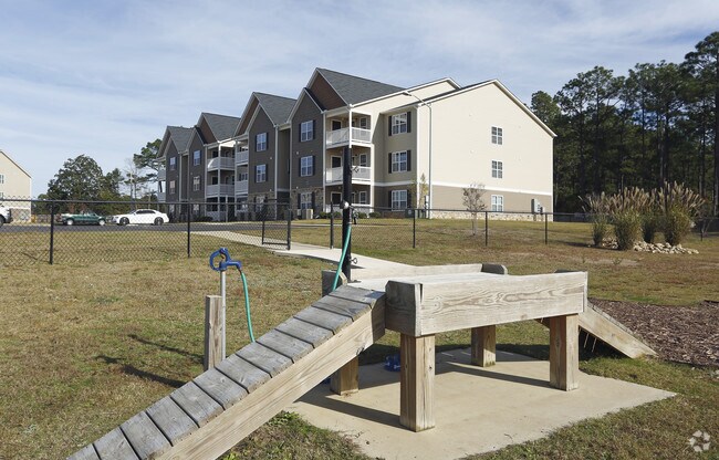 The Grove at Park Place Rentals Fayetteville, NC