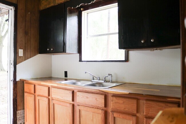 Foto del edificio - 4112 Joplin - 3 bedroom 1 bath