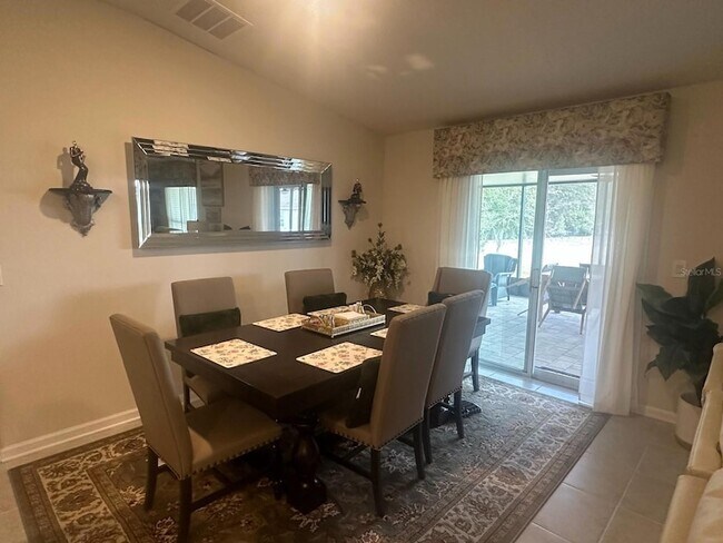 Foto del edificio - 4547 Tahoe Cir