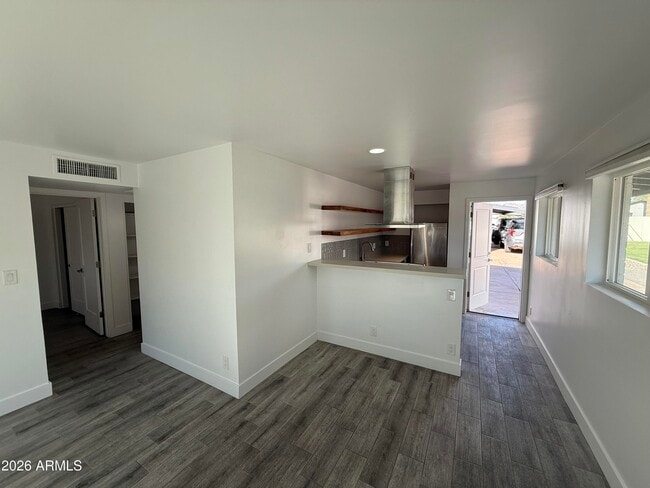 Foto del edificio - 3140 E Glenrosa Ave