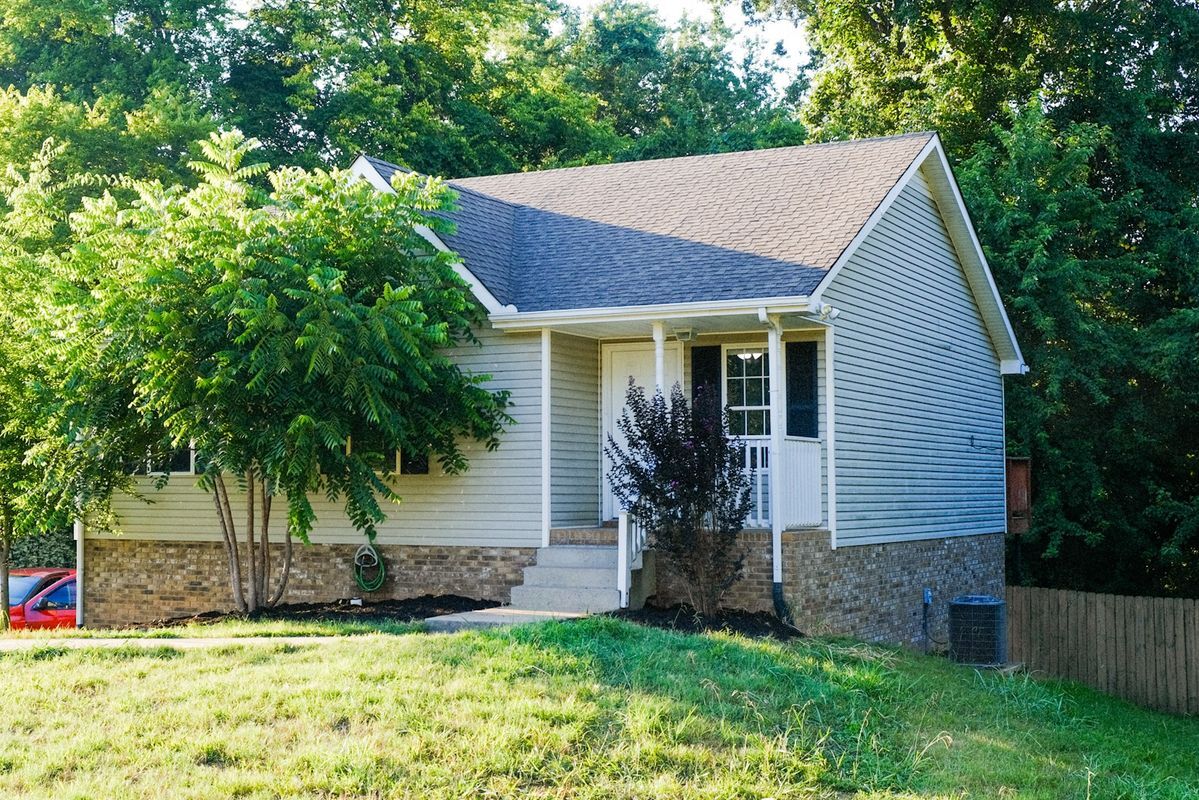 Foto principal - 3257 N Senseney Cir