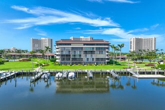 Building Photo - 651 Seaview Ct