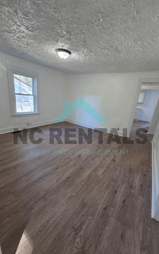 Foto del edificio - 715 3rd Ave