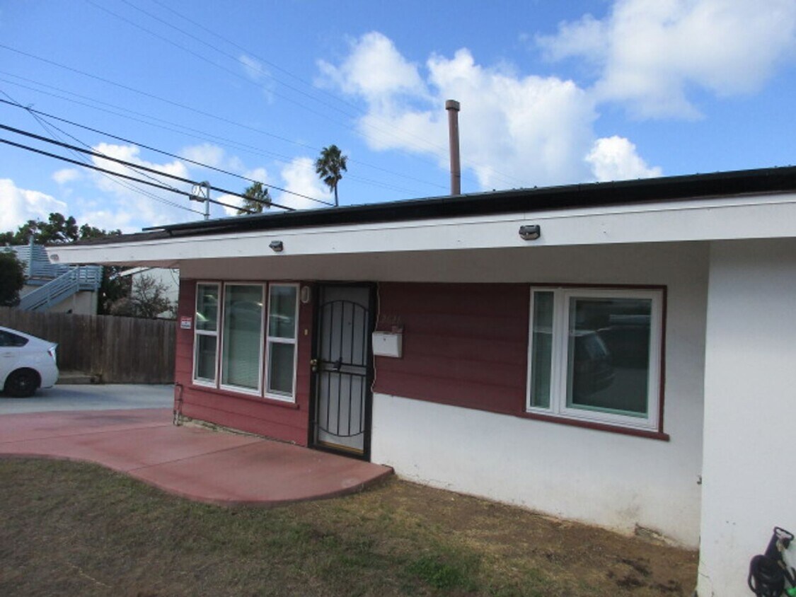 Primary Photo - Point Loma Duplex - One Bedroom - Wood Flo...