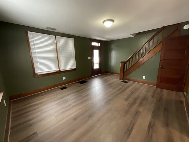 Foto del edificio - 727 N Pitt St