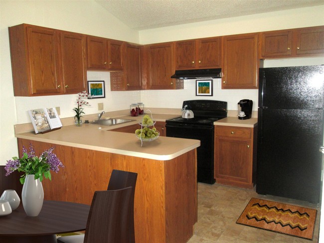 kitchen - Eastland Apartments