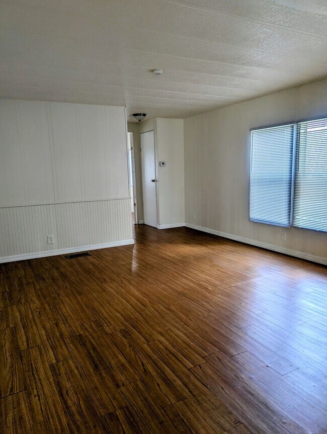 Foto del edificio - 2 bedroom, 2 bath mobile home located in Oak Grove Community near Brownwood