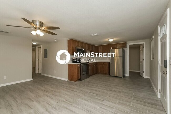 Foto del edificio - 4 Bedroom Pet-Friendly Home in TAMPA, FL with Main Street Renewal