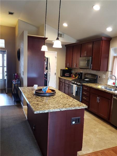 Building Photo - 111 Almaden Ct