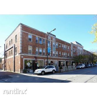 Building Photo - 810 Dempster St