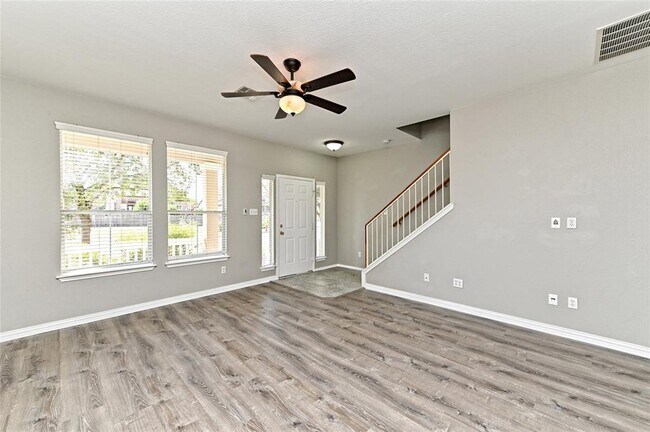 Foto del edificio - 1227 Cardigan St