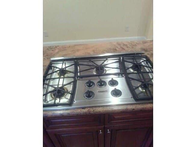 Building Photo - 3296 Myrtle St