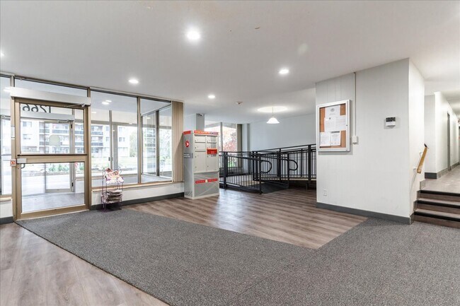 Photo du bâtiment - The Heartland Apartments