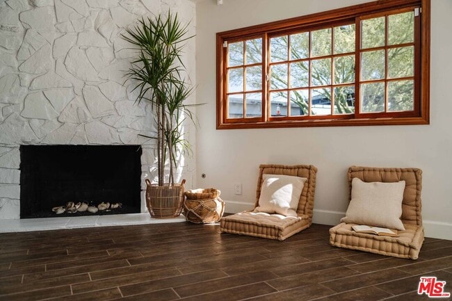 Building Photo - 5400 Sadring Ave