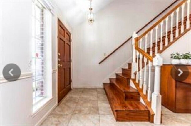 Building Photo - 14303 Oak Chase Dr