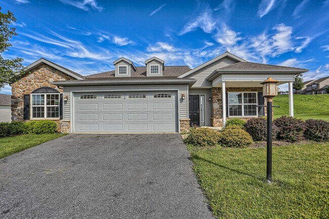Foto del edificio - 312 Sleepy Hollow Dr