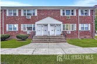 Building Photo - 12A Gramercy Gardens Pl