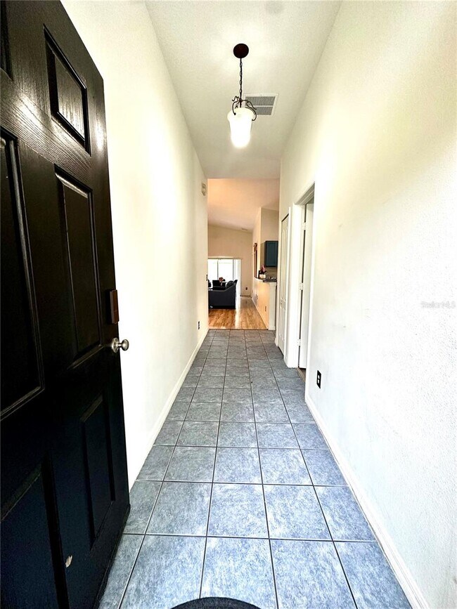 Foto del edificio - 893 Sandy Ridge Dr