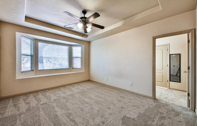 Building Photo - Spacious Two-Story Home with Bonus Room