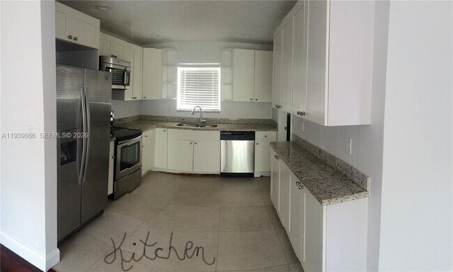 Foto del edificio - 1527 Adams St