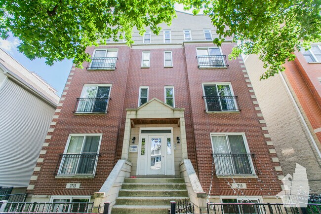 Foto del edificio - 2723 N Wayne Ave