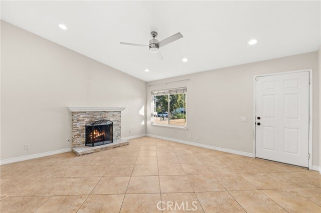 Building Photo - 4006 Yellowstone Cir