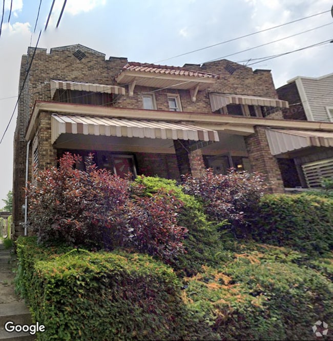 Building Photo - 3324 Niagara St
