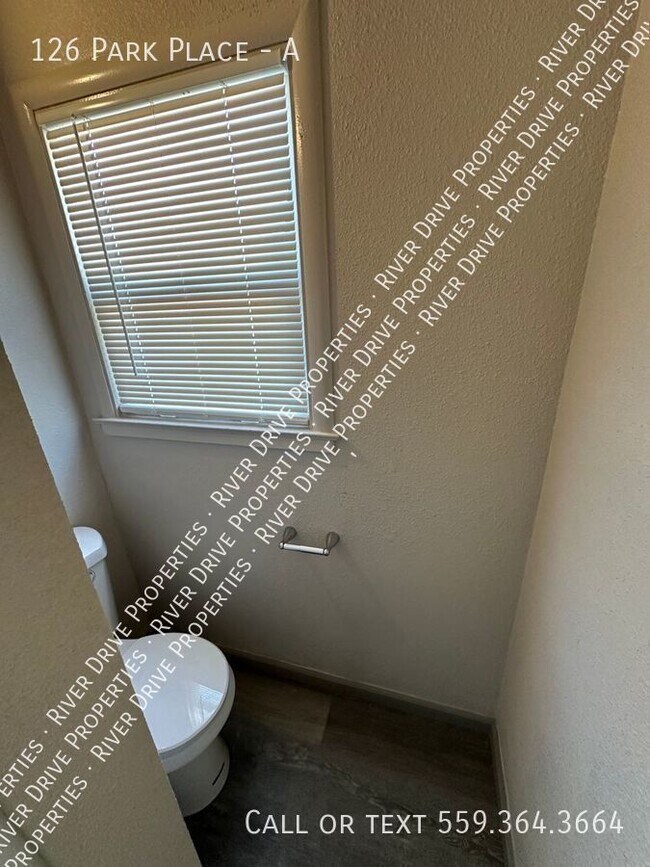 Building Photo - Boardwalk Apartment - Move-in Special!