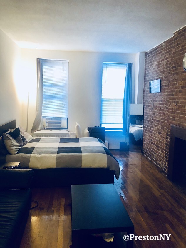 Primary Photo - 1369 1st Avenue