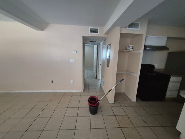 Foto del edificio - 3718 Pleasanton Rd