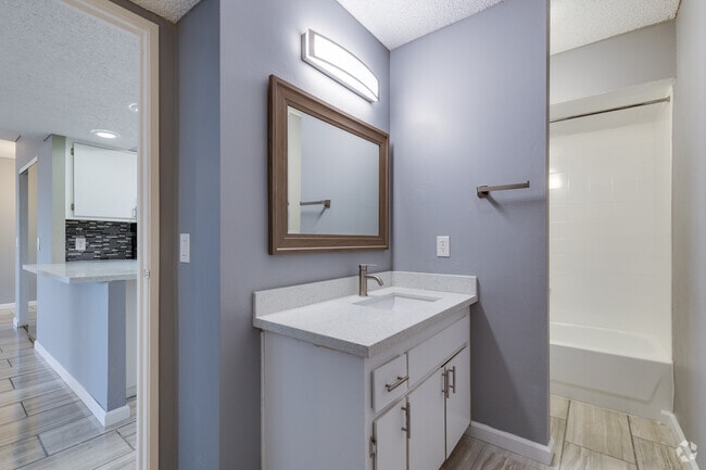 1 habitación, 1,5 baños - 850 pies cuadrados - Mark 1 Apartments