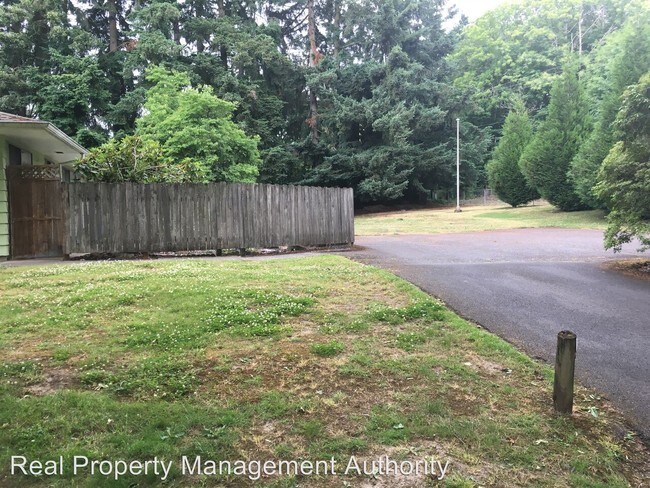 Foto del edificio - 2 br, 1.5 bath House - 1606 NW 109th Street