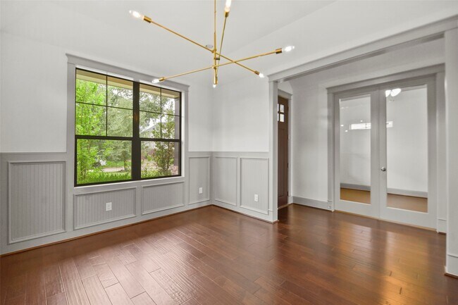 Foto del edificio - 1538 Thornton Rd