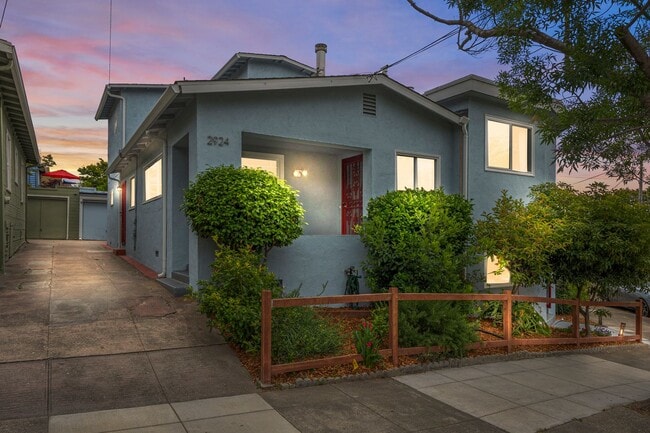 Building Photo - 2924 Morcom Ave