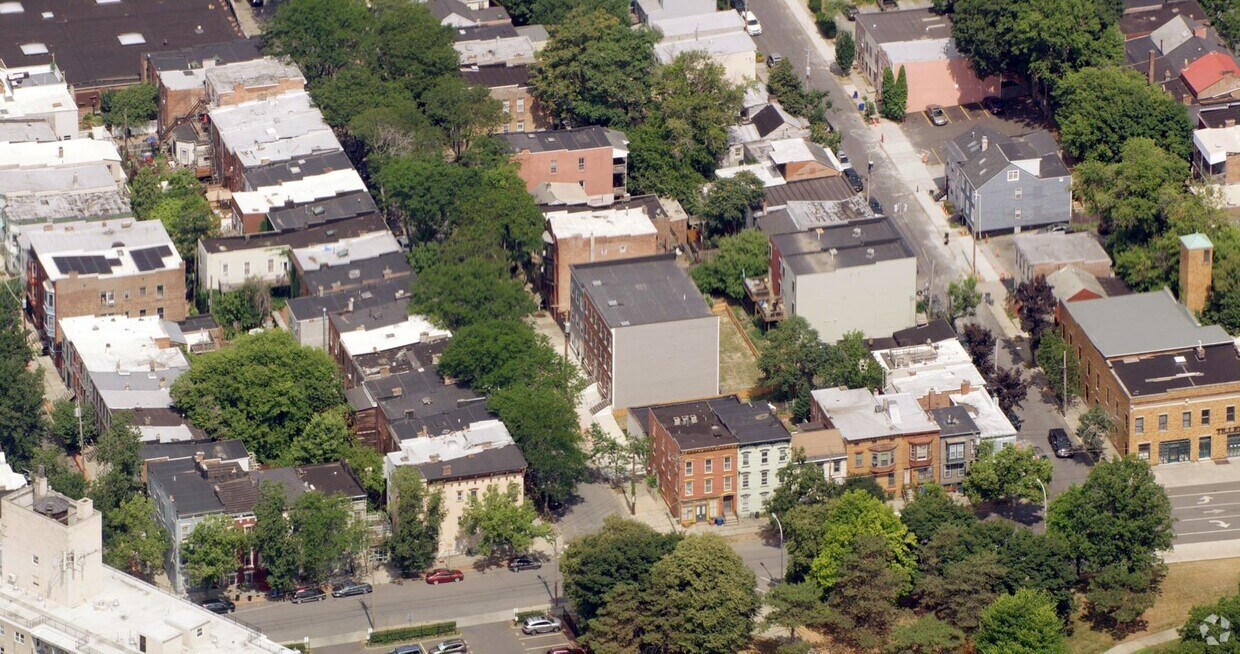 185189 Elm St, Albany, NY 12202 185189 Elm St Albany, NY