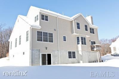 Building Photo - 4 br, 2.5 bath House - 98 Travis Rd