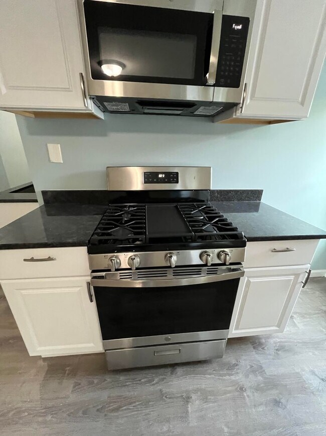 Foto del edificio - Gorgeous Studio Apartment in Quiet Pittsfield Street