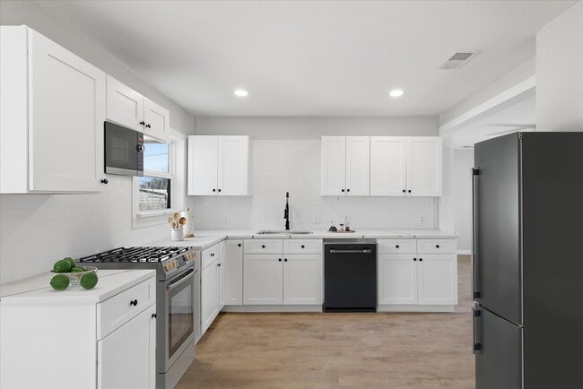 Building Photo - 2859 Marjorie Ave