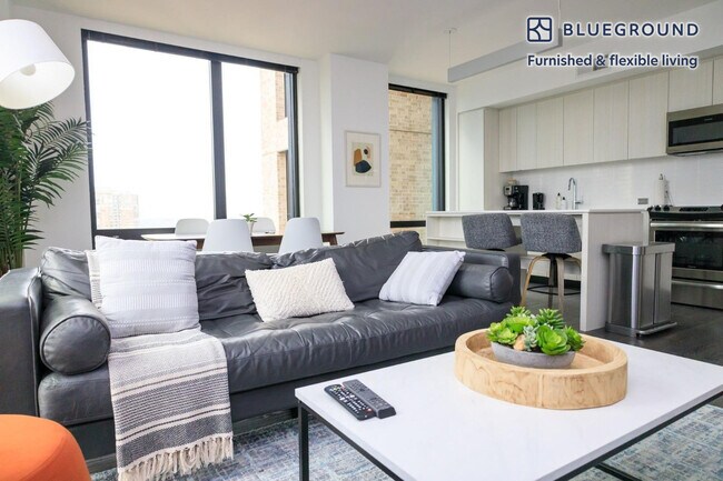 Foto del edificio - 11850 Freedom Dr