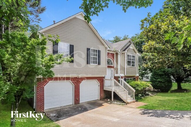 Building Photo - 721 Peteywood Drive