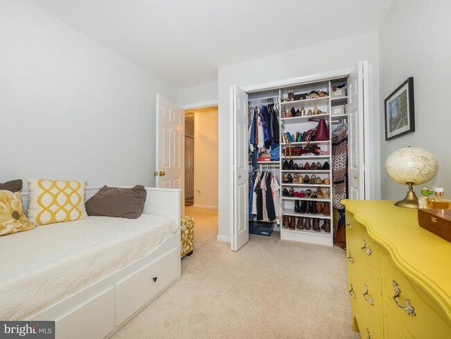 Foto del edificio - 9419 Steeple Ct