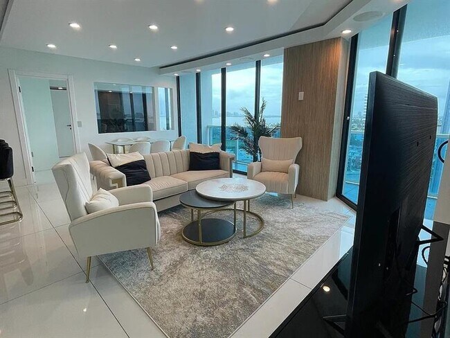 Foto del edificio - 1881 79th Street Causeway