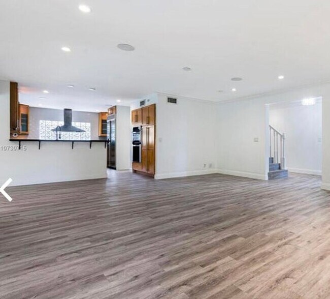 Foto del edificio - 1000 SW 19th St