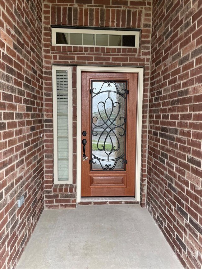 Building Photo - 3473 Pauling Loop