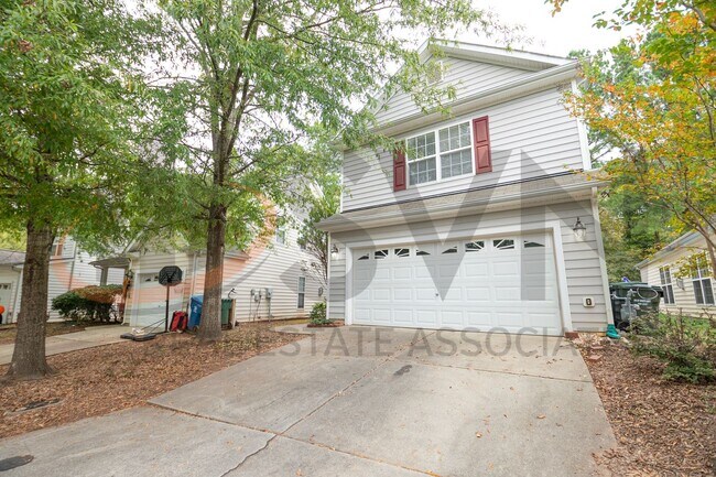 Foto del edificio - 3 Bedroom / 2.5 Bath in South Durham Neighborhood!